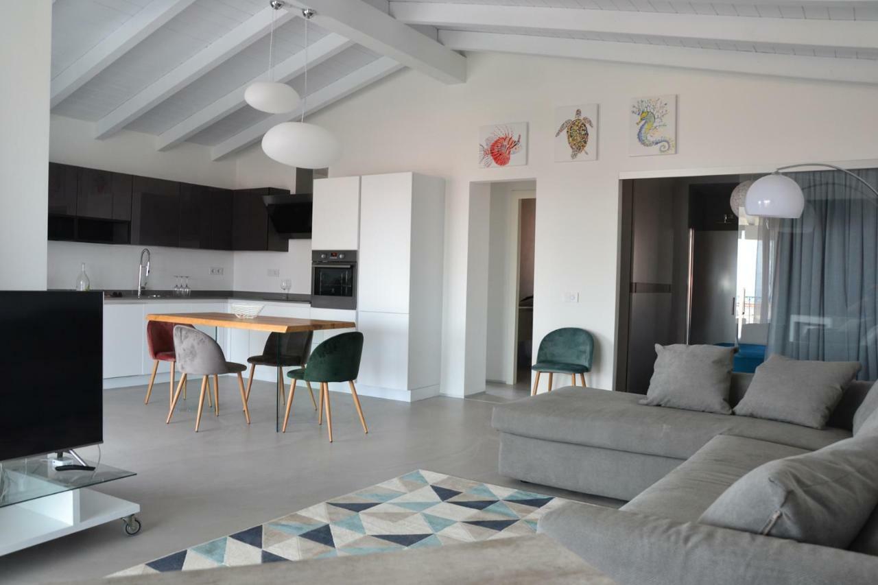 Apartament Le Perle Dell'Isola Isola Rossa Zewnętrze zdjęcie